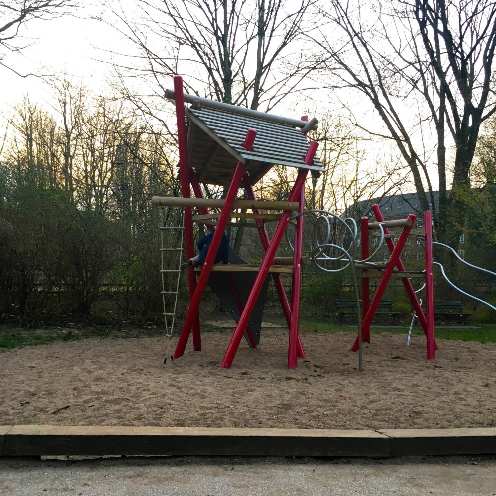 cf011483-a4f2-4cea-aad3-a4d70742a9f3